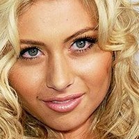 Aly Michalka Nahé