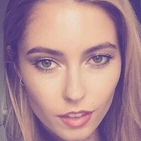 Amy Neville Nahé