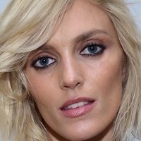 Anja Rubik Nahé