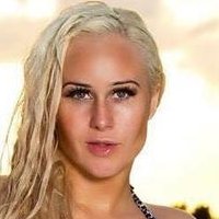 Arna Bára Karlsdóttir Nahé