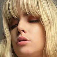 ava.belov Nahé