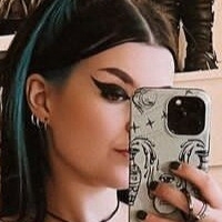 Bethanysmiles98 Nahé