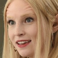Candice Accola Nahé