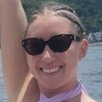 Christina Z Nahé