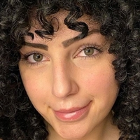 Christy Crystal Nahé