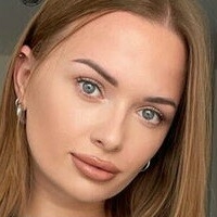 elenarebelle Nahé