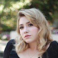 Elizabeth Nicole Abrams Nahé