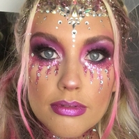 Ella Henderson Nahé