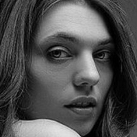 Emma Starmore Smith Nahé