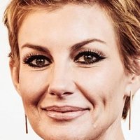 Faith Hill Nahé