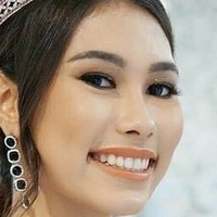 Frederika Alexis Cull Nahé