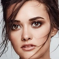 Hande Soral Nahé