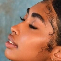 Jasmine Chola Nahé