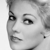 Kim Novak Nahé
