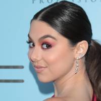 Kira Kosarin Nahé