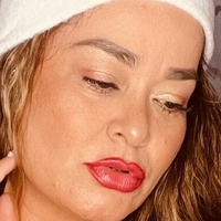 kristenhillfree Nahé