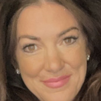 Kristie Wolfe Nahé