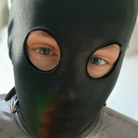 latexdesires Nahé