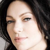 Laura Prepon Nahé