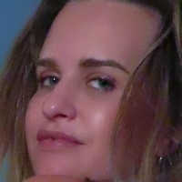 leahlucciano Nahé