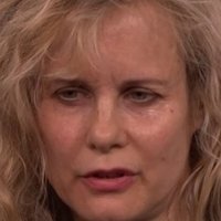 Lori Singer Nahé
