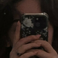 mollylollyof Nahé