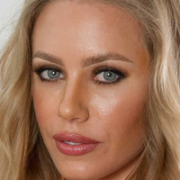 Nicole Aniston Nahé