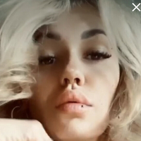 Nikablondemodel Nahé