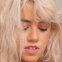 Peach Kennedy Nahé