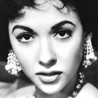 Rita Moreno Nahé