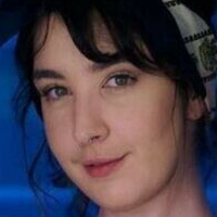 Sarah Button Nahé