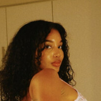 Shara Moss Nahé