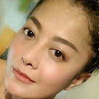 Thai Model Champagne Nahé