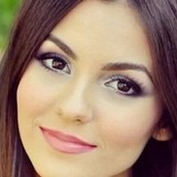 Victoria Vega Nahé