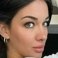 vikki_storms Nahé