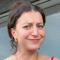 Yvette Segan Nahé