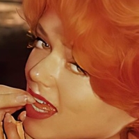 Yvette Vickers Nahé