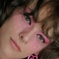 zoie_white Nahé